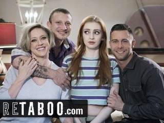 Секс в офисе реал