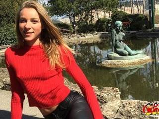 Порно доминирование кончают в рот